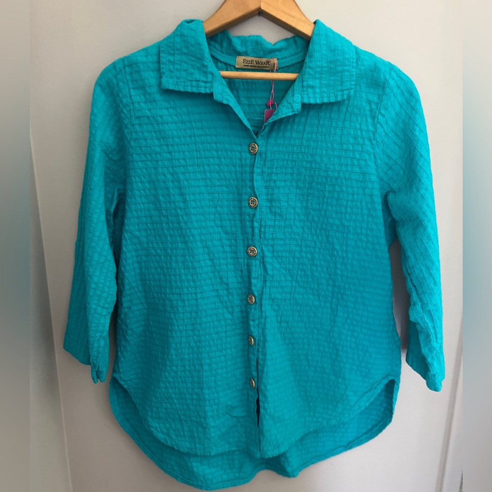 EzzE Wear Made in Canada Cotton Top S
